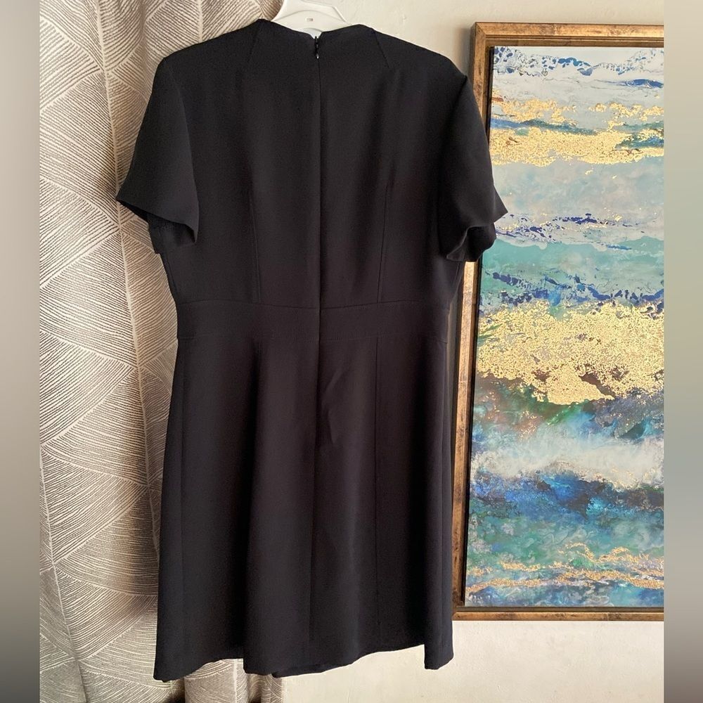 Burberry Mini Dress Size 10 Black D-Ring Detail Silk Wool Short-Sleeve - Picture 5 of 16